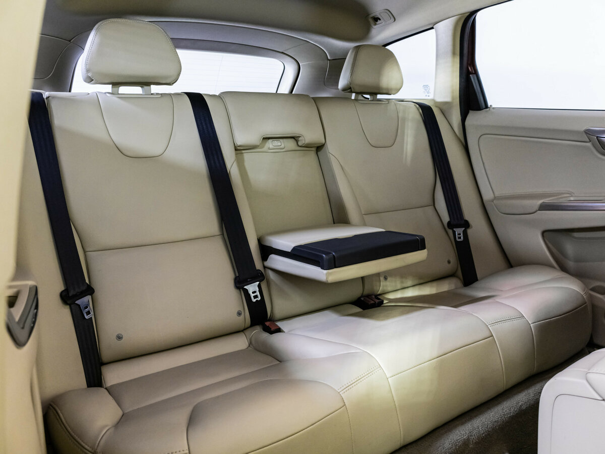 Volvo XC60 б/у, 2014, Автоматическая. Фото: #15