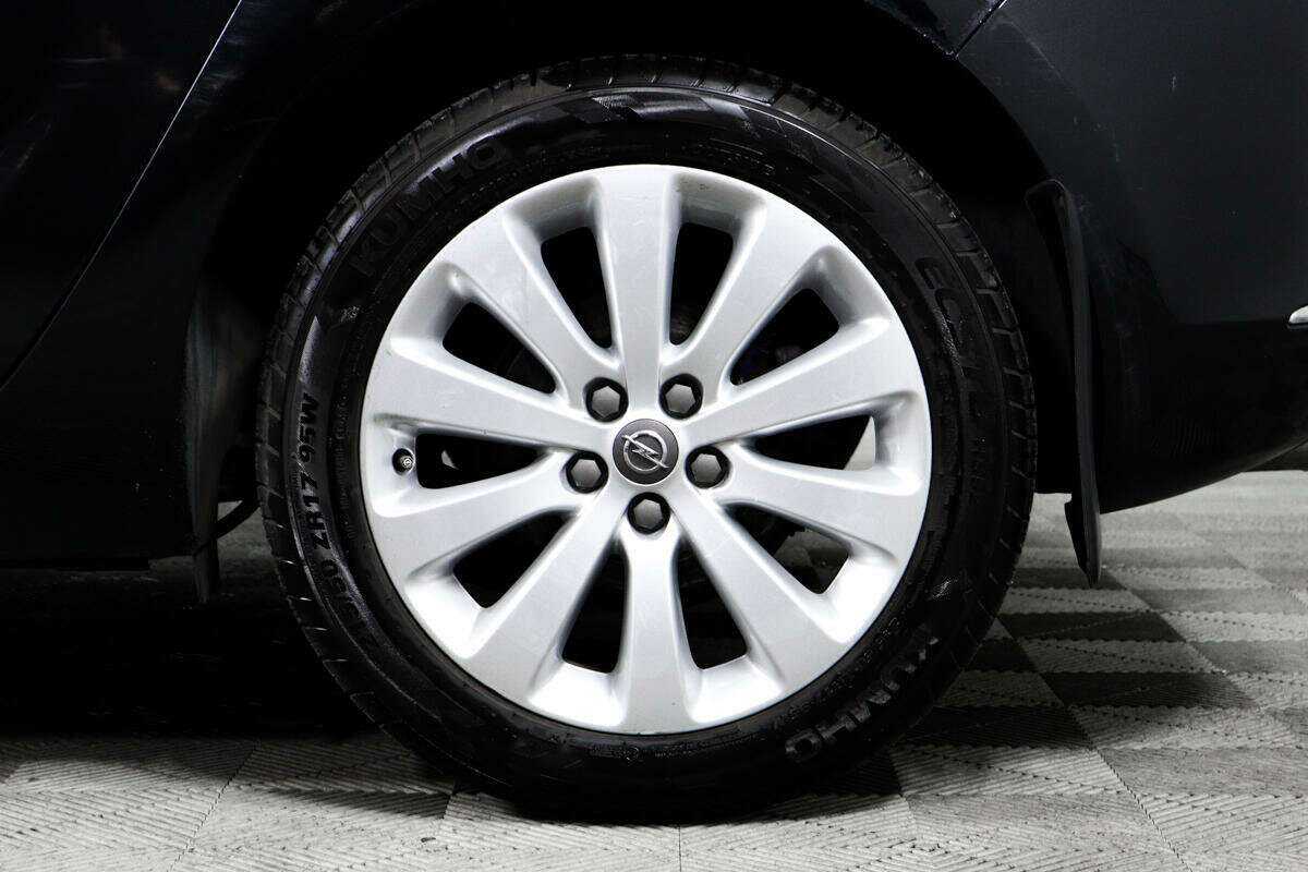 Opel Astra б/у, 2014, Автоматическая. Фото: #13