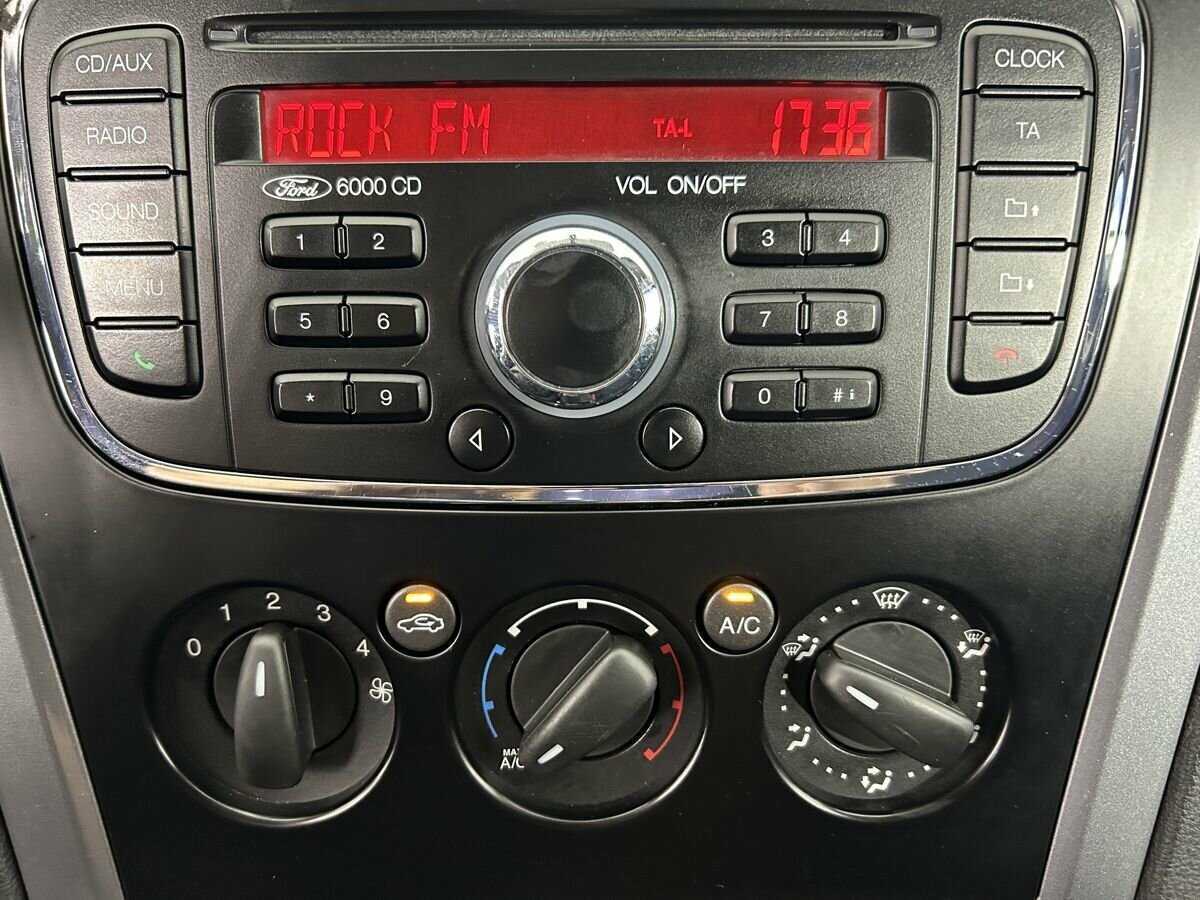 Ford Mondeo б/у, 2012, Механическая. Фото: #11