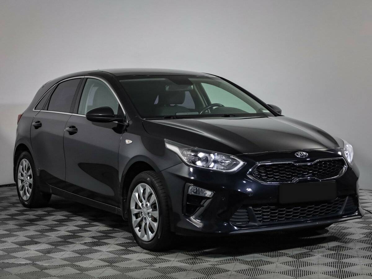 Kia Ceed б/у, 2018, Автоматическая. Фото: #2