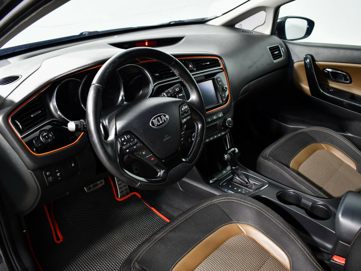 Kia Ceed б/у, 2016, Автоматическая. Фото: #8