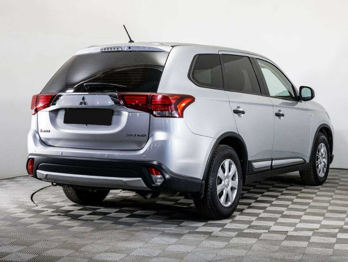 Mitsubishi Outlander б/у, 2015, Вариатор. Фото: #4