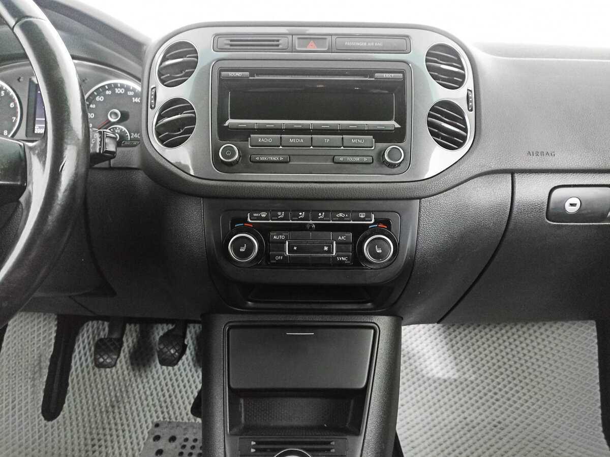 Volkswagen Tiguan б/у, 2013, Механическая. Фото: #14