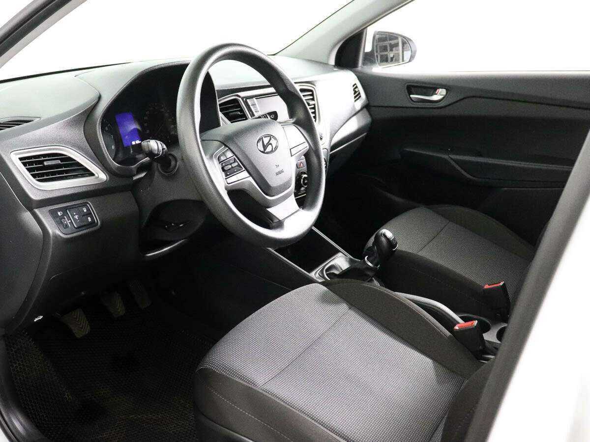 Hyundai Solaris б/у, 2020, Механическая. Фото: #7