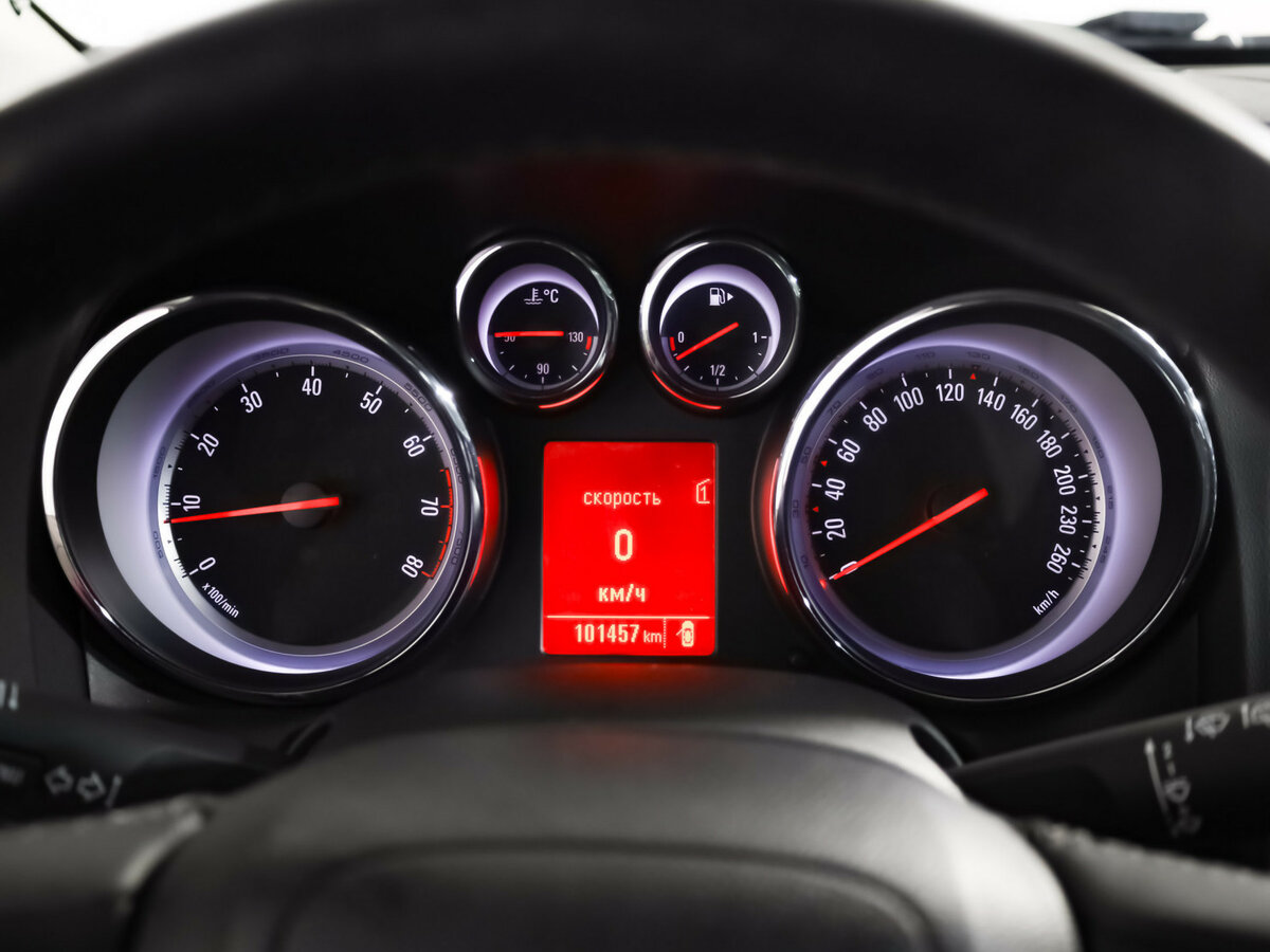 Opel Astra б/у, 2012, Механическая. Фото: #10