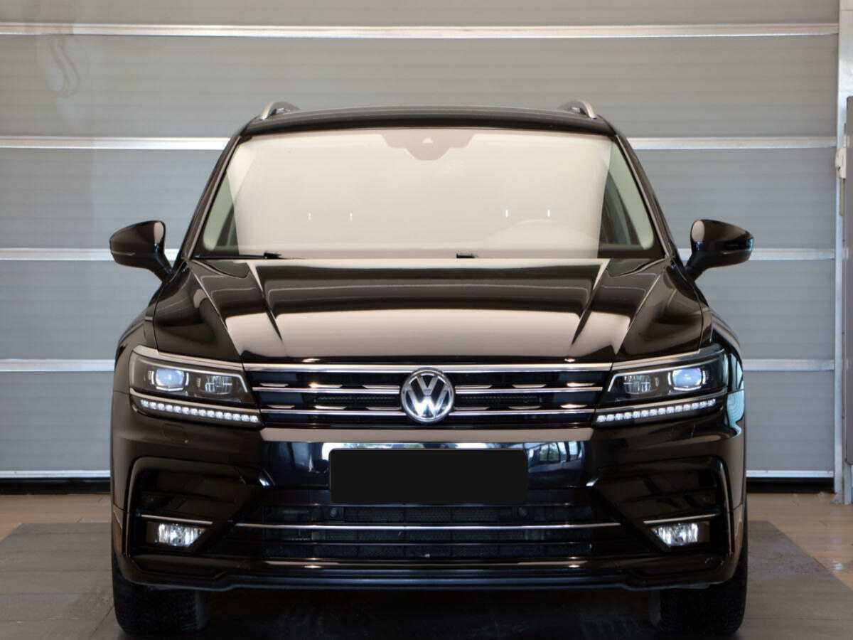 Volkswagen Tiguan б/у, 2020, Роботизированная. Фото: #1