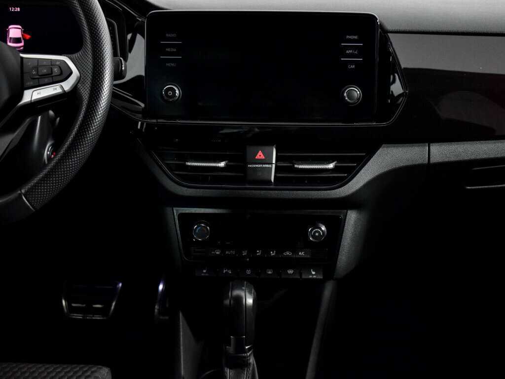 Volkswagen Polo б/у, 2021, Роботизированная. Фото: #13