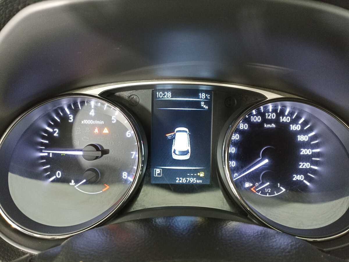 Nissan X-Trail б/у, 2015, Вариатор. Фото: #12