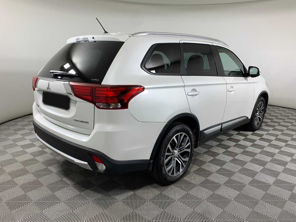 Mitsubishi Outlander б/у, 2016, Вариатор. Фото: #4