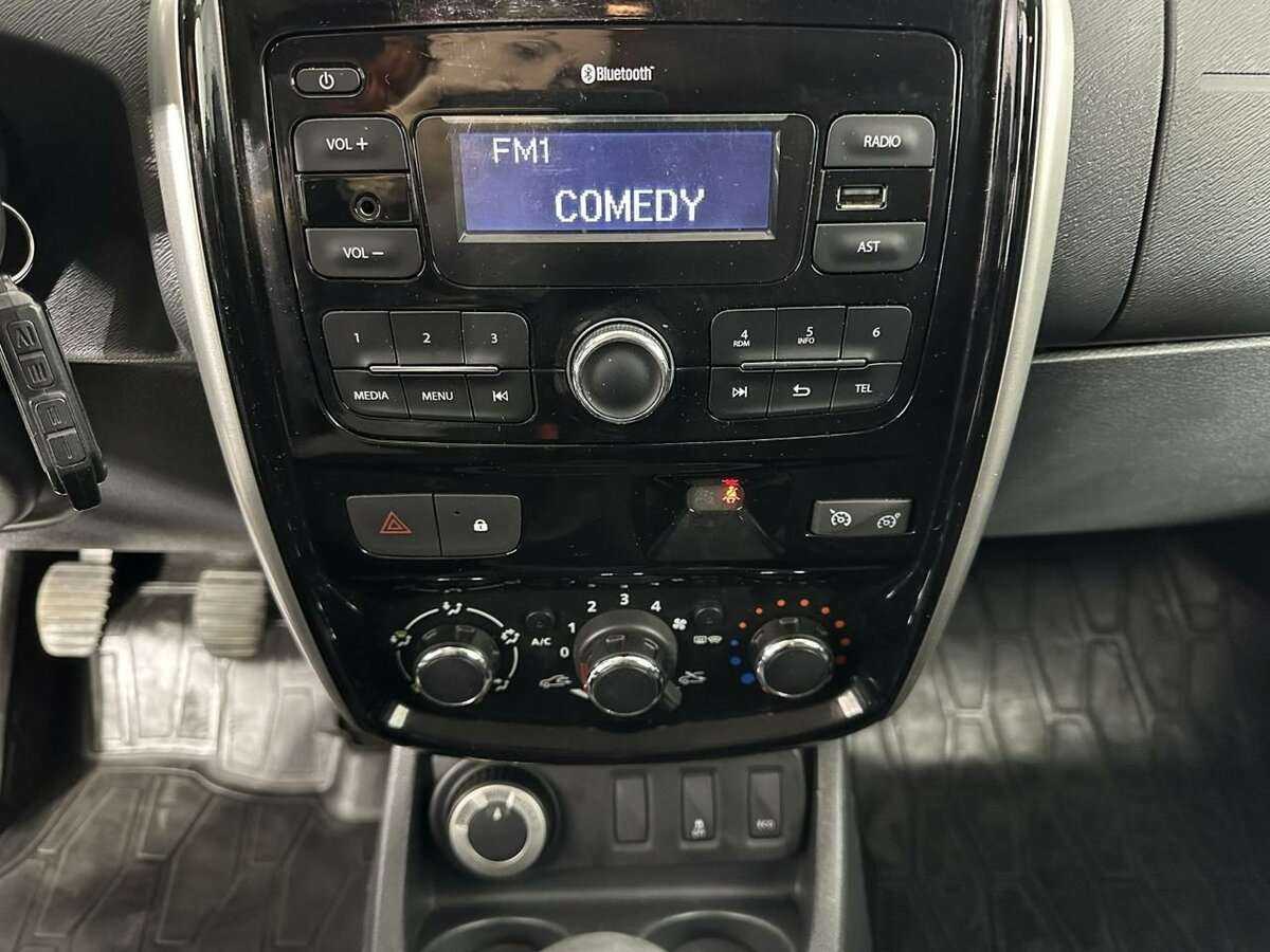 Nissan Terrano б/у, 2019, Механическая. Фото: #10