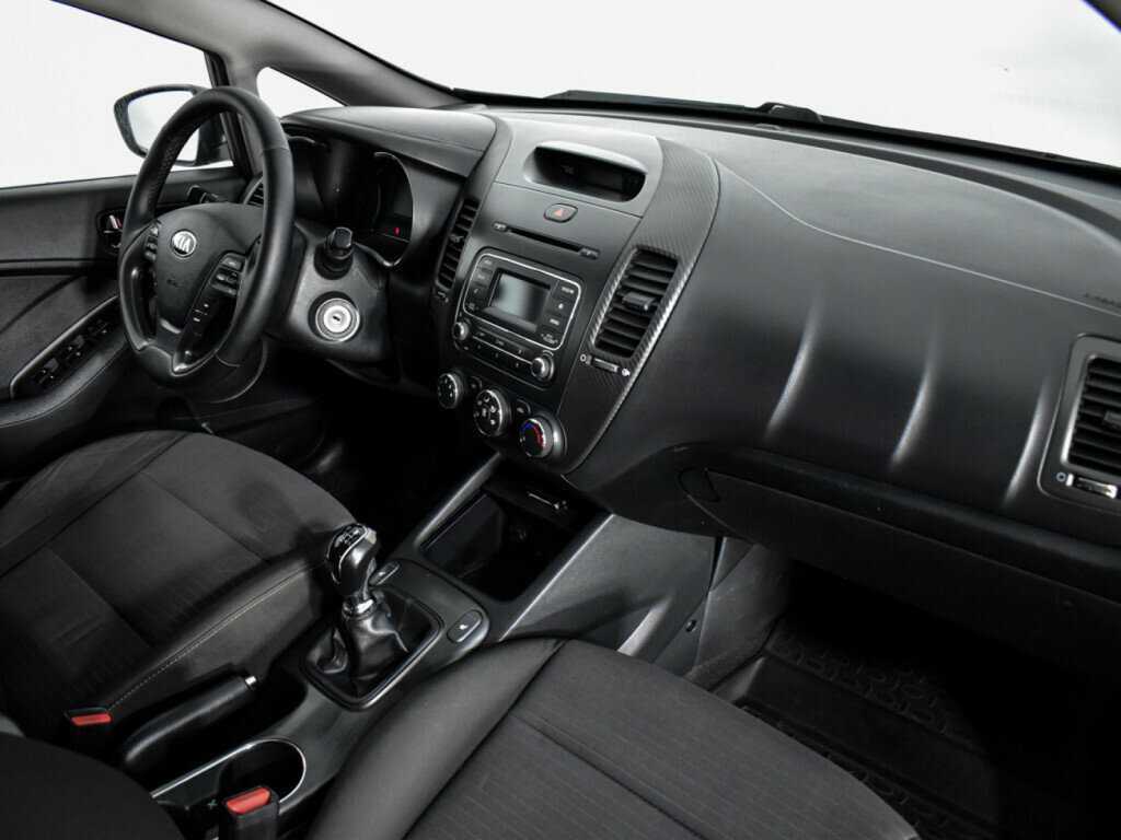 Kia Cerato б/у, 2015, Механическая. Фото: #10