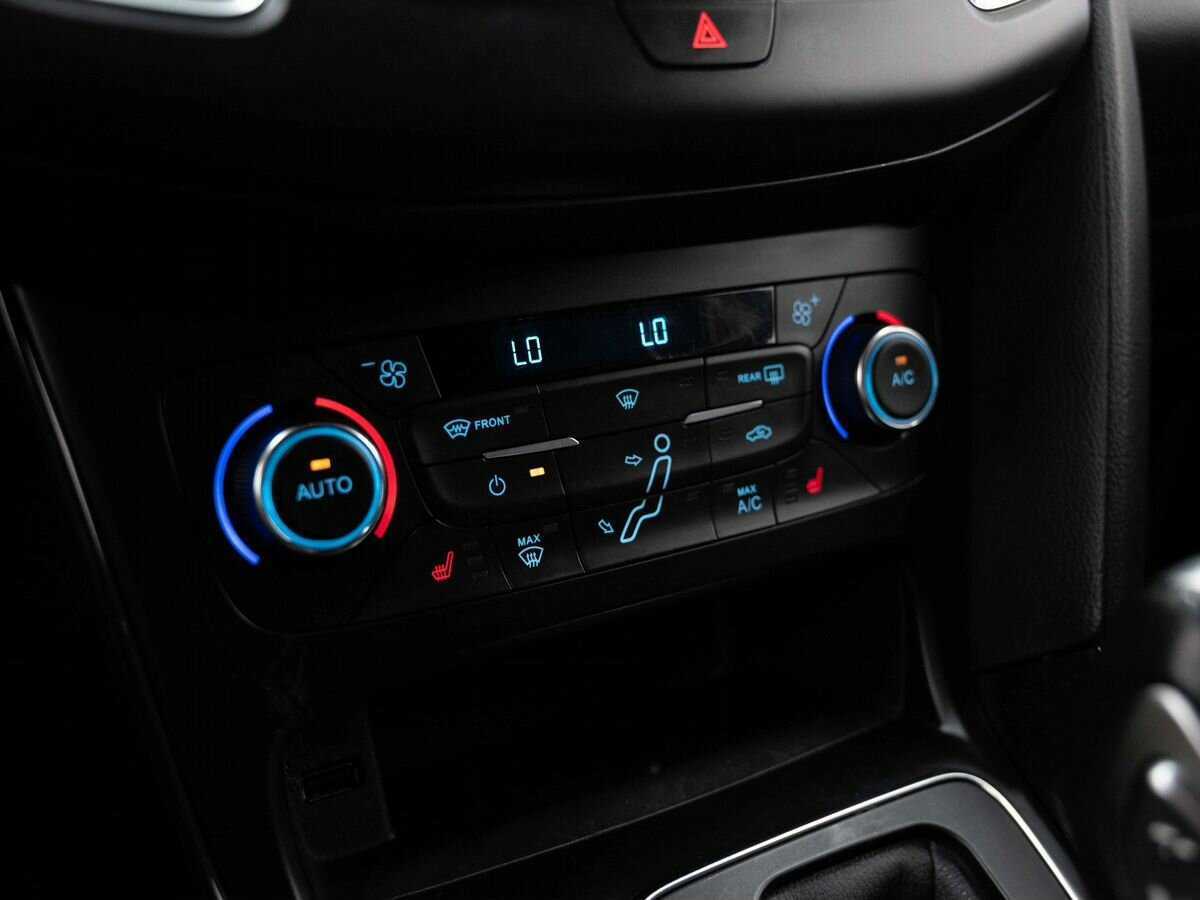 Ford Focus б/у, 2016, Автоматическая. Фото: #19