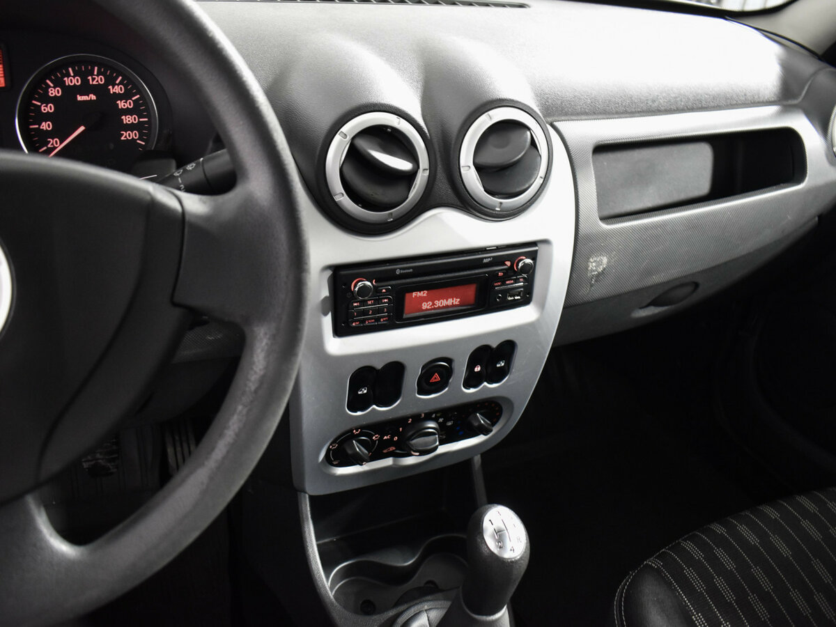 Renault Sandero б/у, 2014, Механическая. Фото: #16