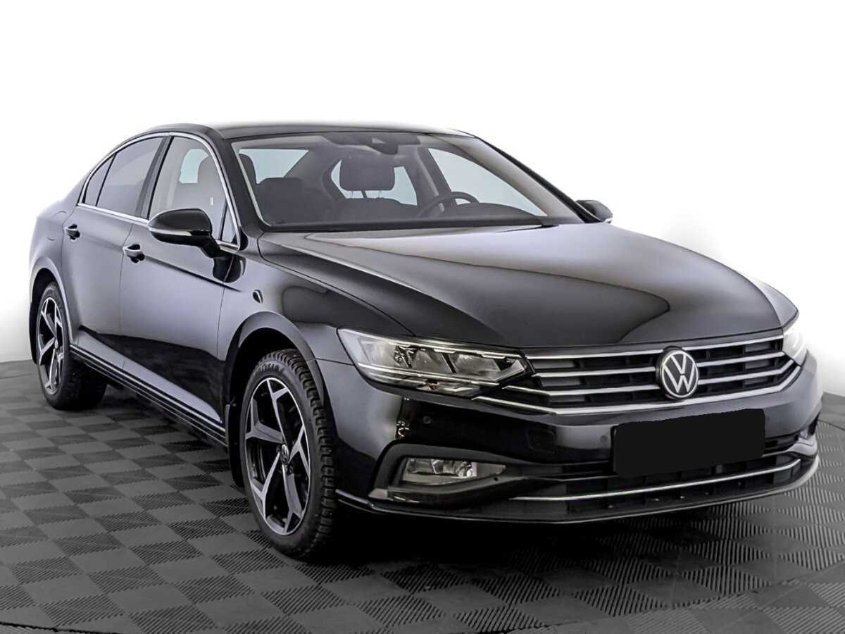 Volkswagen Passat б/у, 2021, Роботизированная. Фото: #2