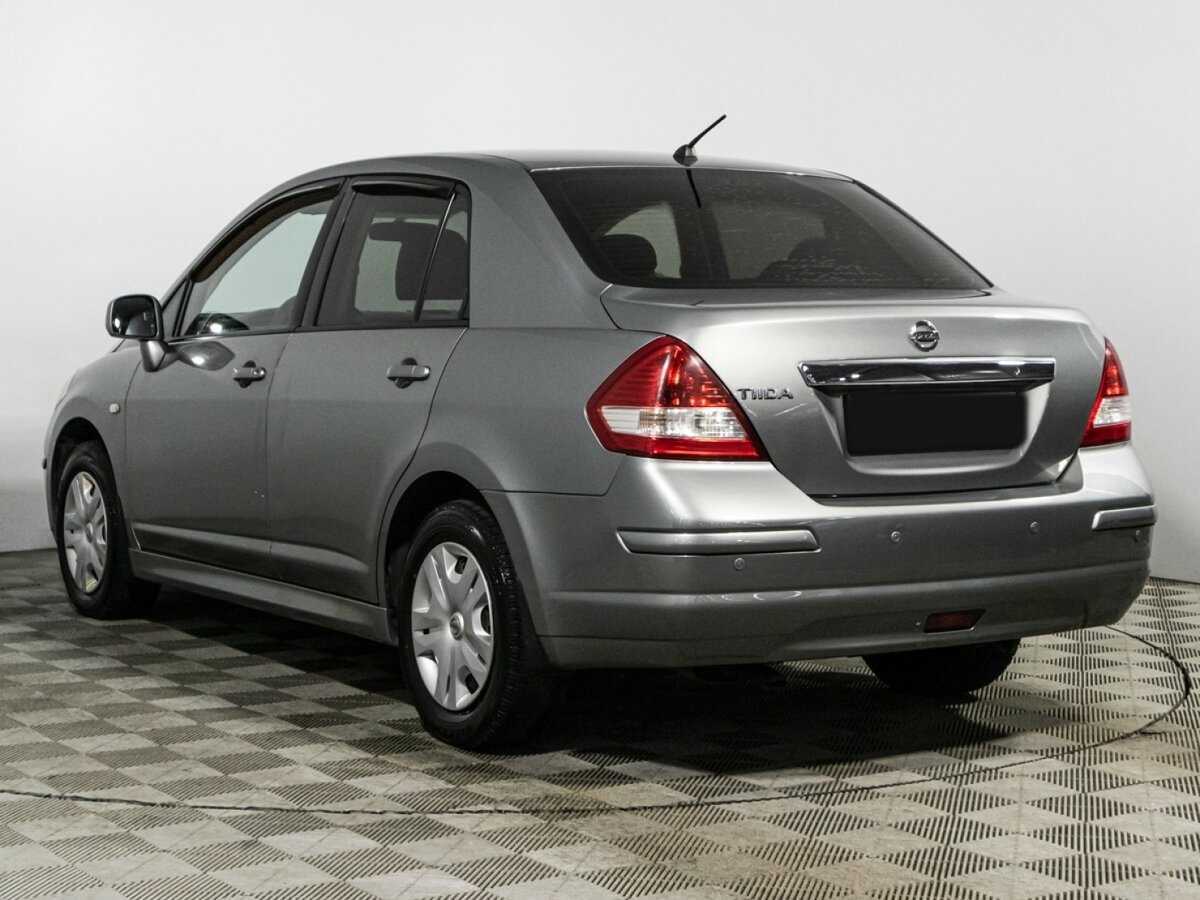 Nissan Tiida б/у, 2013, Механическая. Фото: #6