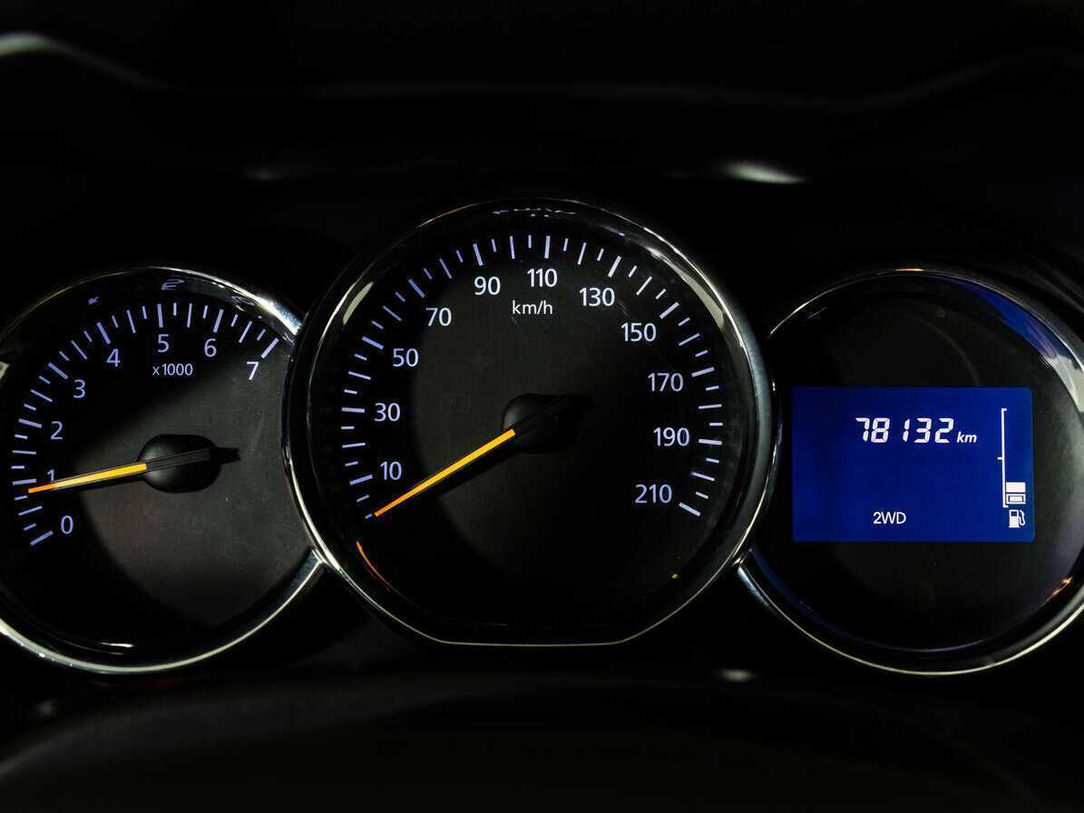 Renault Duster б/у, 2017, Механическая. Фото: #12