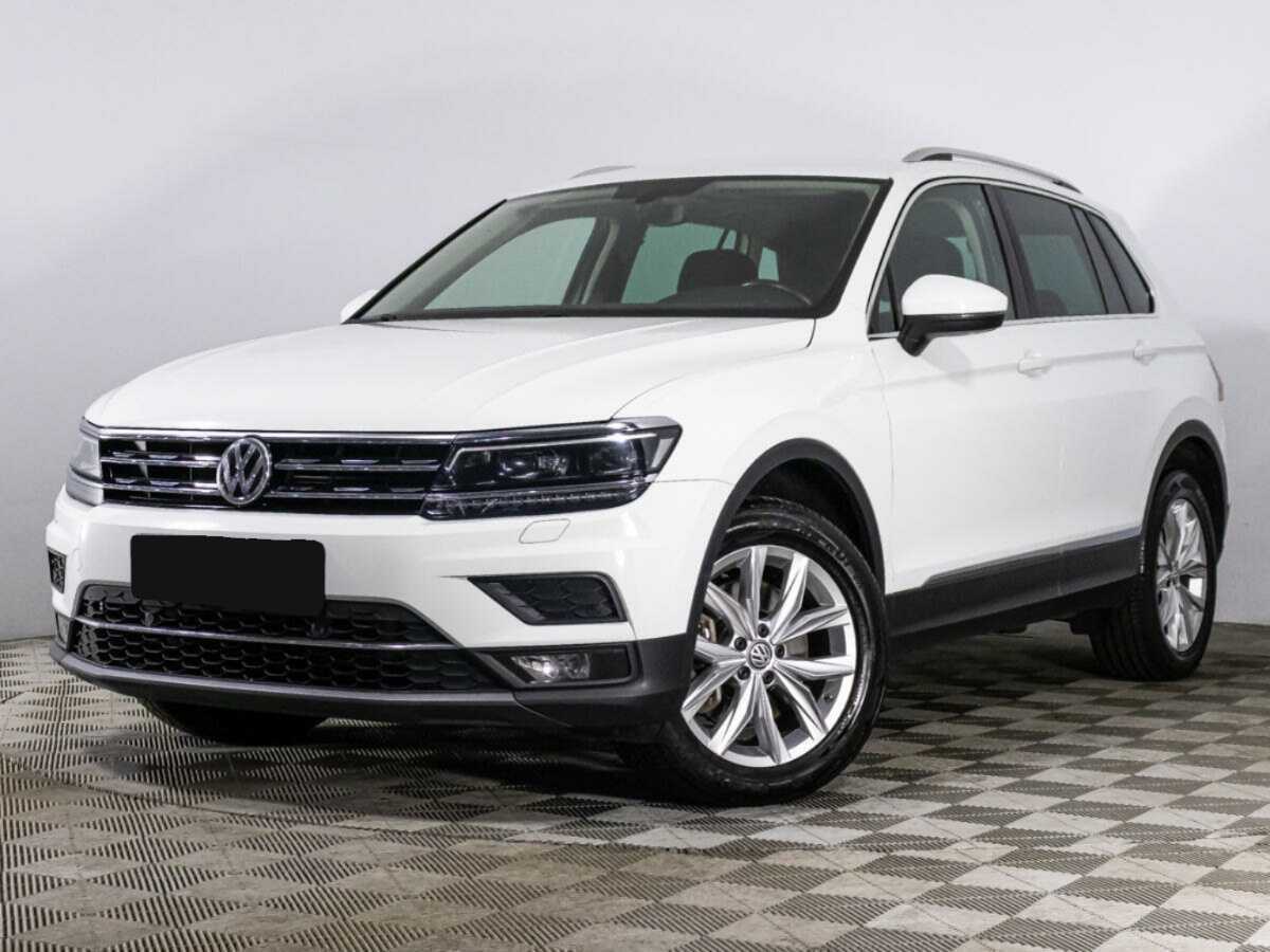Volkswagen Tiguan б/у, 2018, Роботизированная. Посмотреть фото
