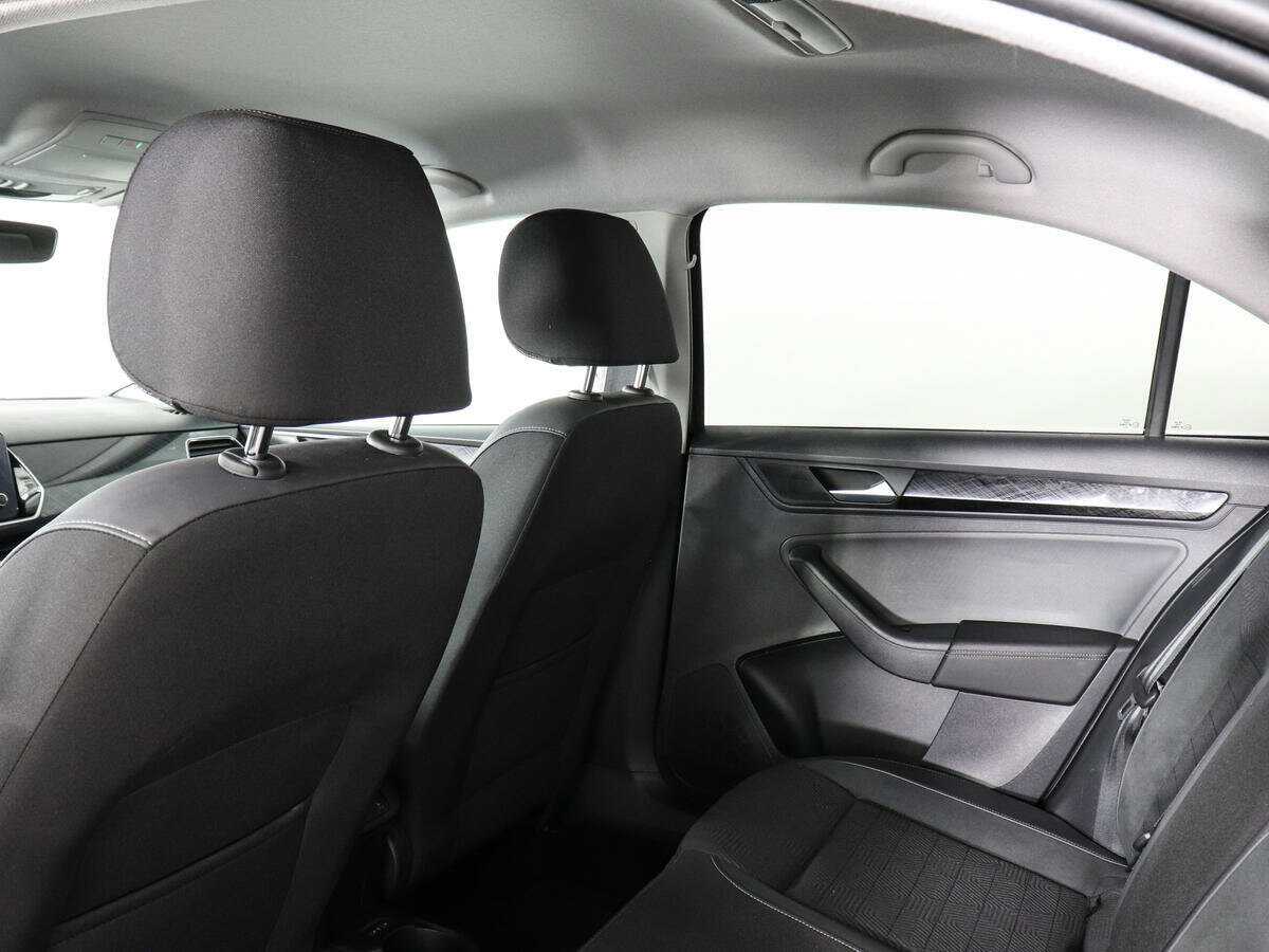 Volkswagen Polo б/у, 2021, Роботизированная. Фото: #11