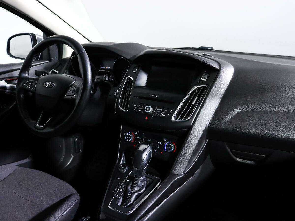 Ford Focus б/у, 2017, Автоматическая. Фото: #6