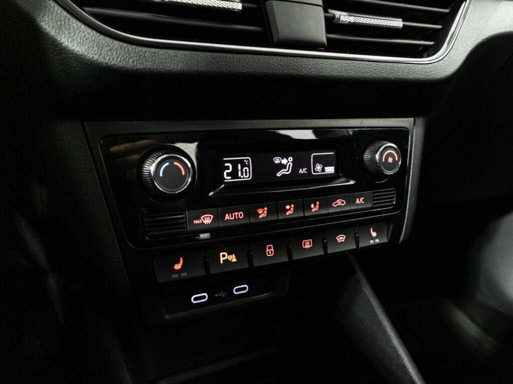 Volkswagen Polo б/у, 2021, Автоматическая. Фото: #15