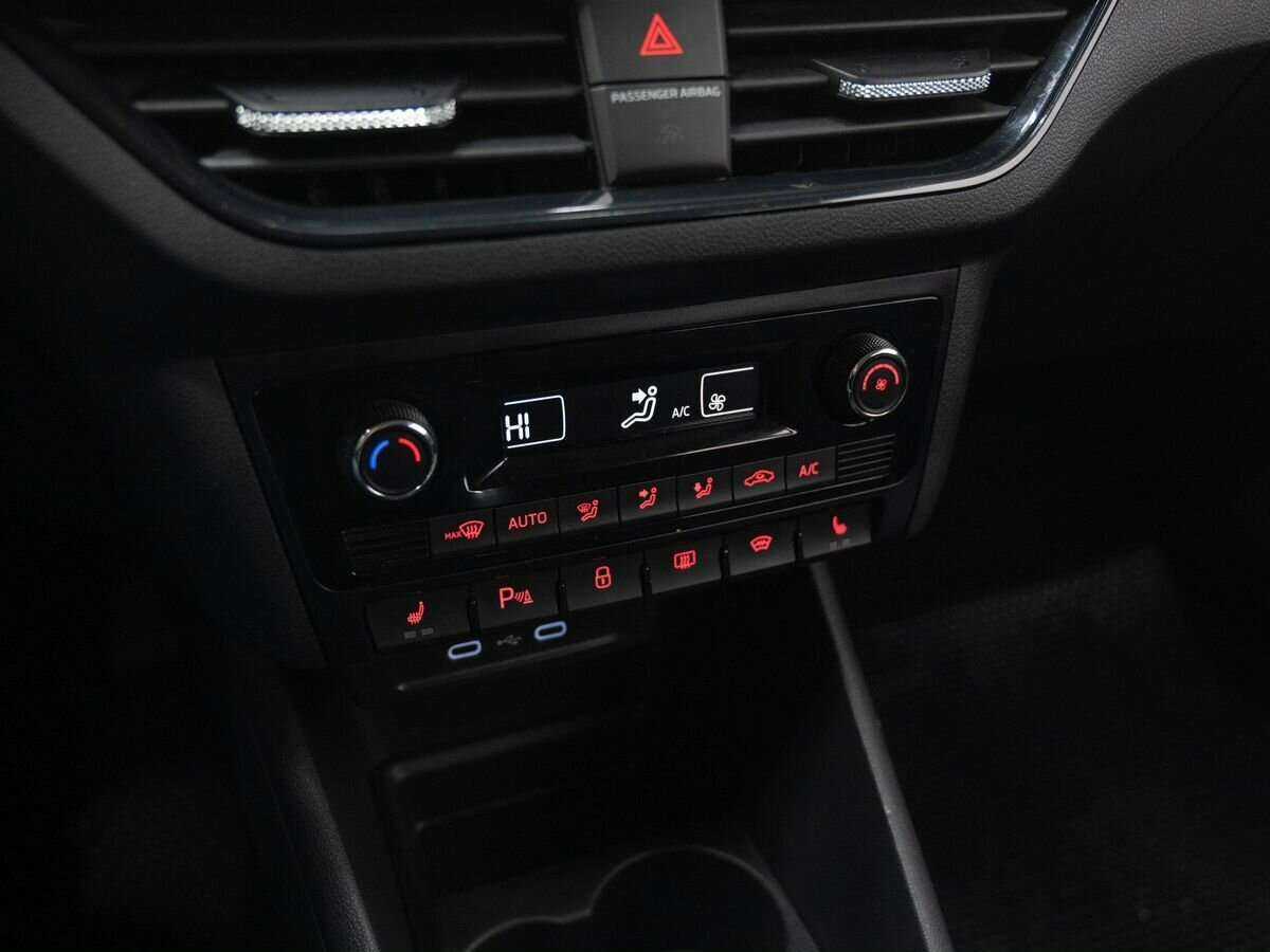 Volkswagen Polo б/у, 2020, Роботизированная. Фото: #18