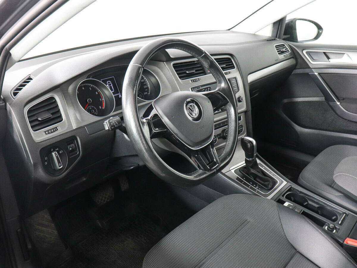 Volkswagen Golf б/у, 2016, Автоматическая. Фото: #8