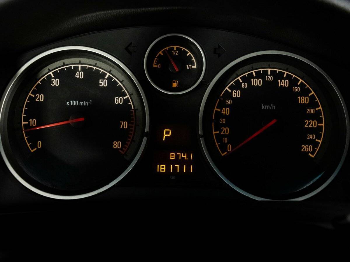 Opel Astra б/у, 2014, Автоматическая. Фото: #18