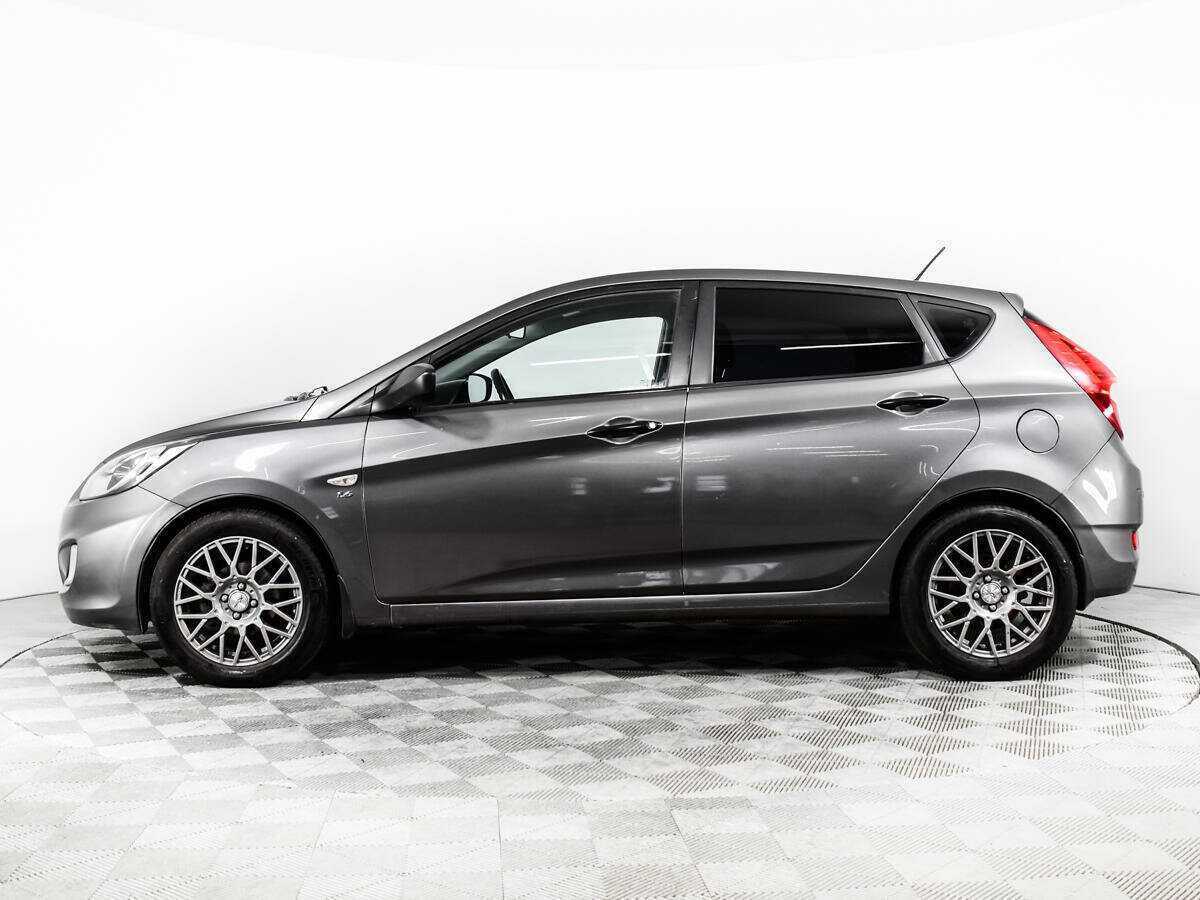 Hyundai Solaris б/у, 2012, Механическая. Фото: #7