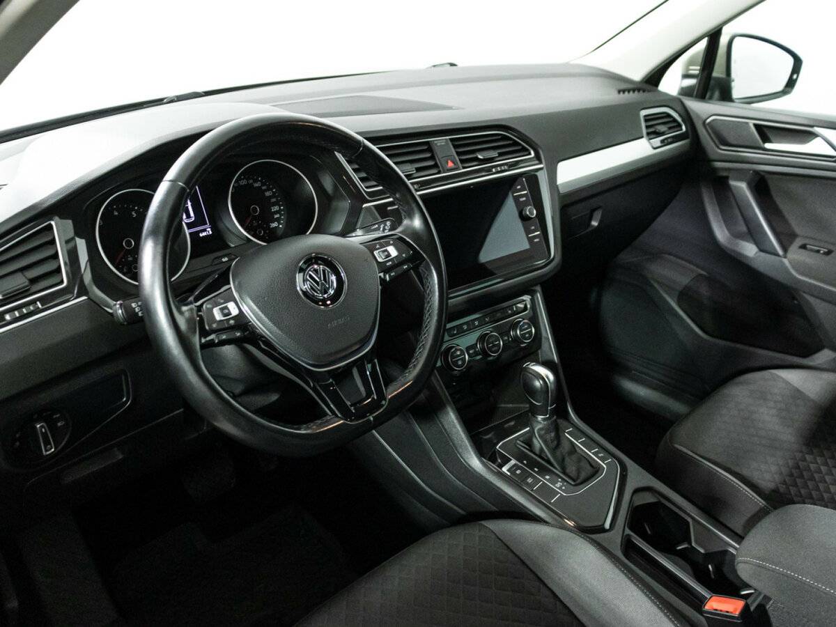 Volkswagen Tiguan б/у, 2019, Роботизированная. Фото: #10
