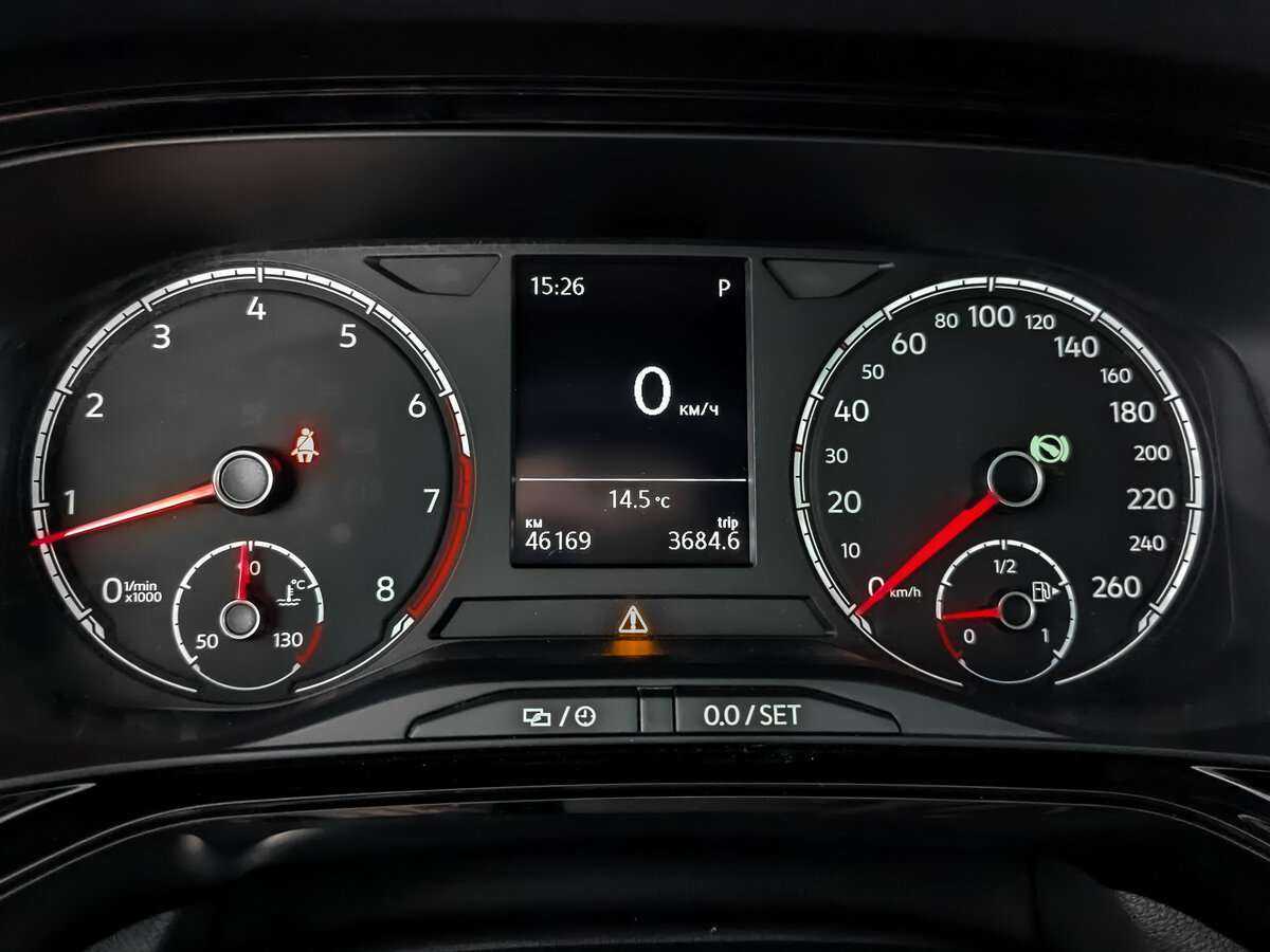 Volkswagen Polo б/у, 2021, Роботизированная. Фото: #11