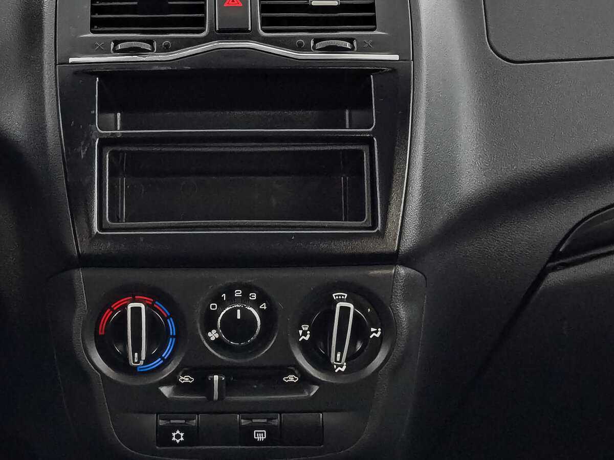 Lada (ВАЗ) Granta б/у, 2022, Механическая. Фото: #16