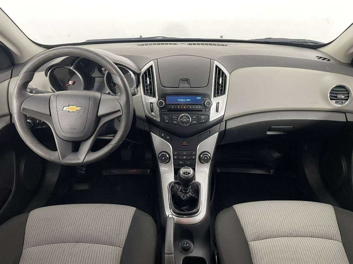 Chevrolet Cruze б/у, 2014, Механическая. Фото: #6