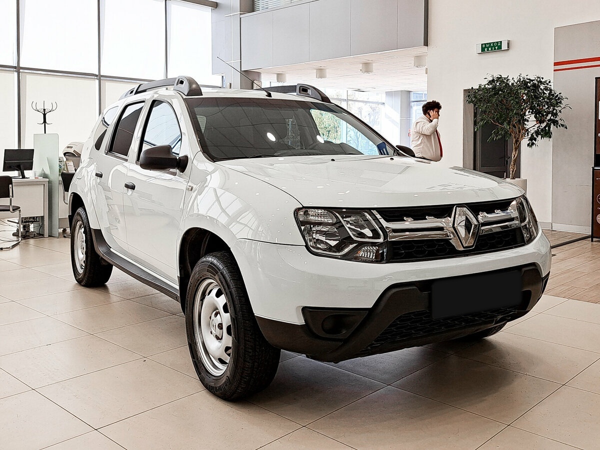 Renault Duster б/у, 2015, Механическая. Фото: #2