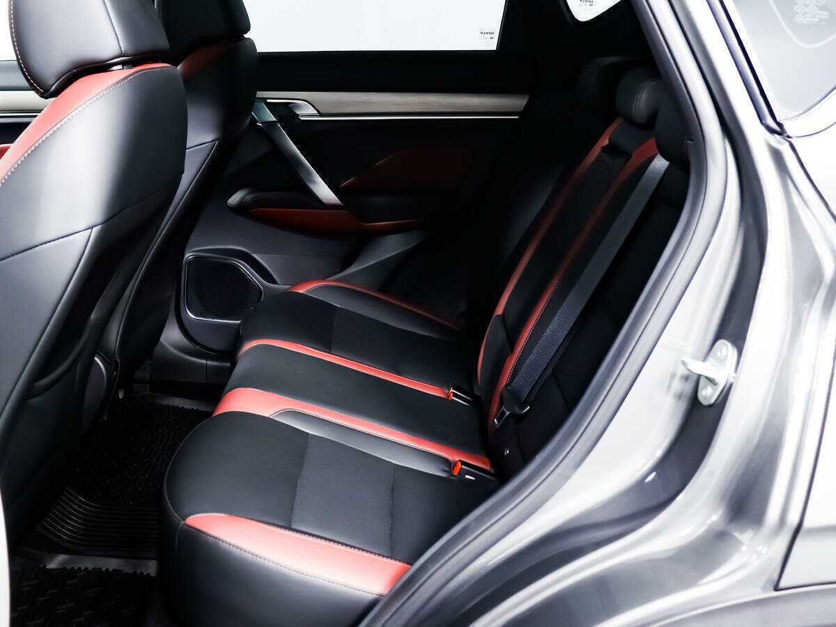 Geely Coolray б/у, 2022, Роботизированная. Фото: #9