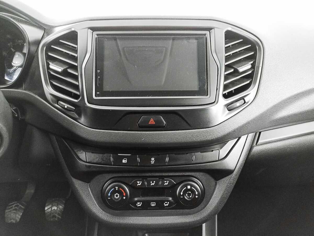 Lada (ВАЗ) Vesta б/у, 2017, Механическая. Фото: #12