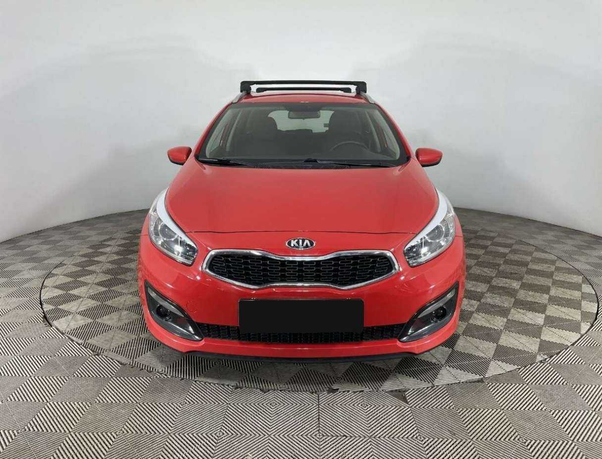 Kia Ceed б/у, 2018, Автоматическая. Фото: #1