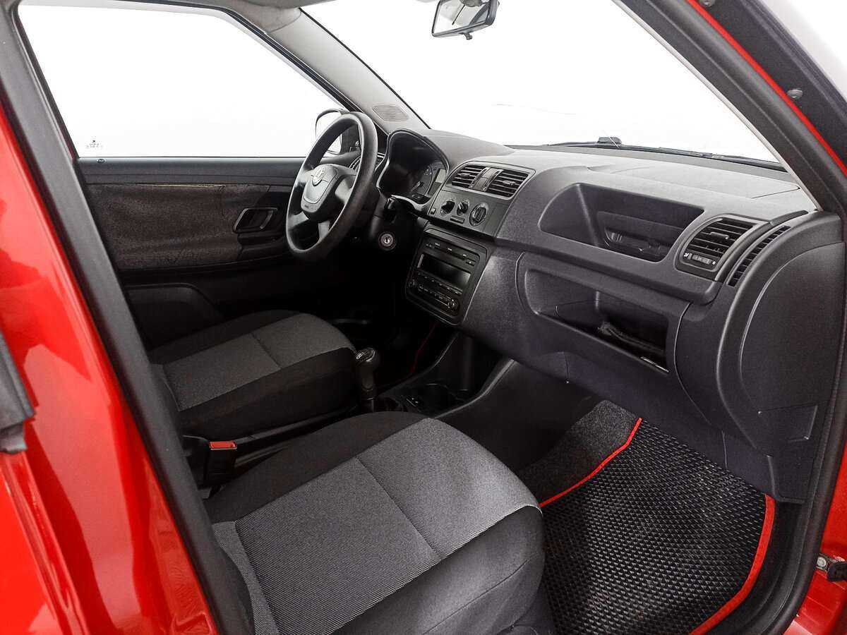 Skoda Fabia б/у, 2012, Механическая. Фото: #7
