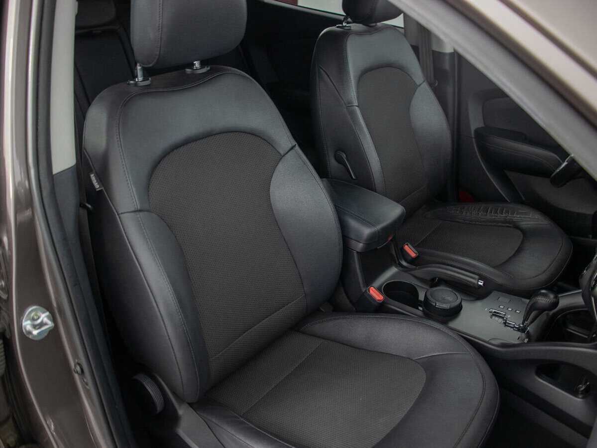 Hyundai ix35 б/у, 2014, Автоматическая. Фото: #9