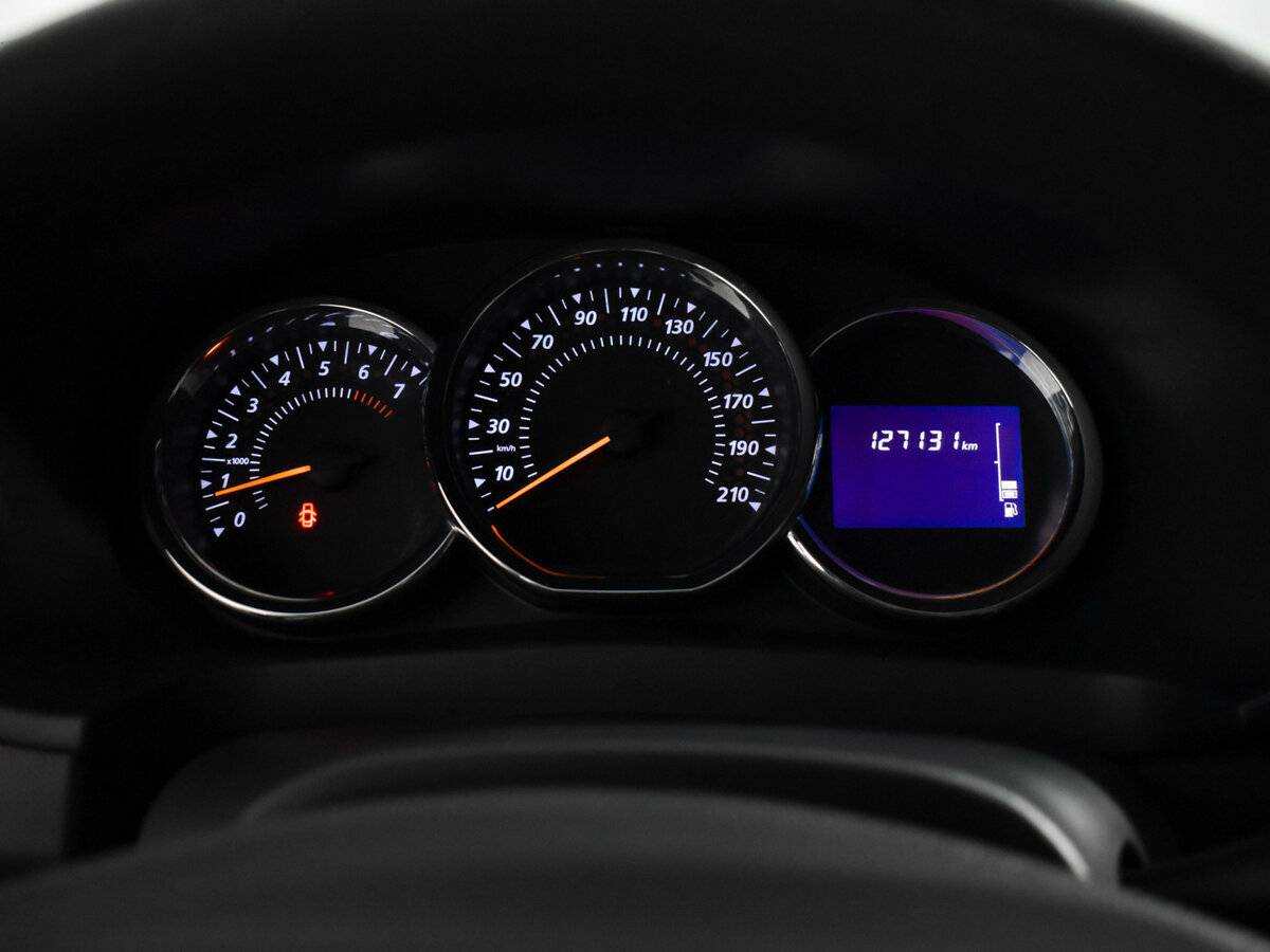 Renault Sandero б/у, 2018, Механическая. Фото: #16