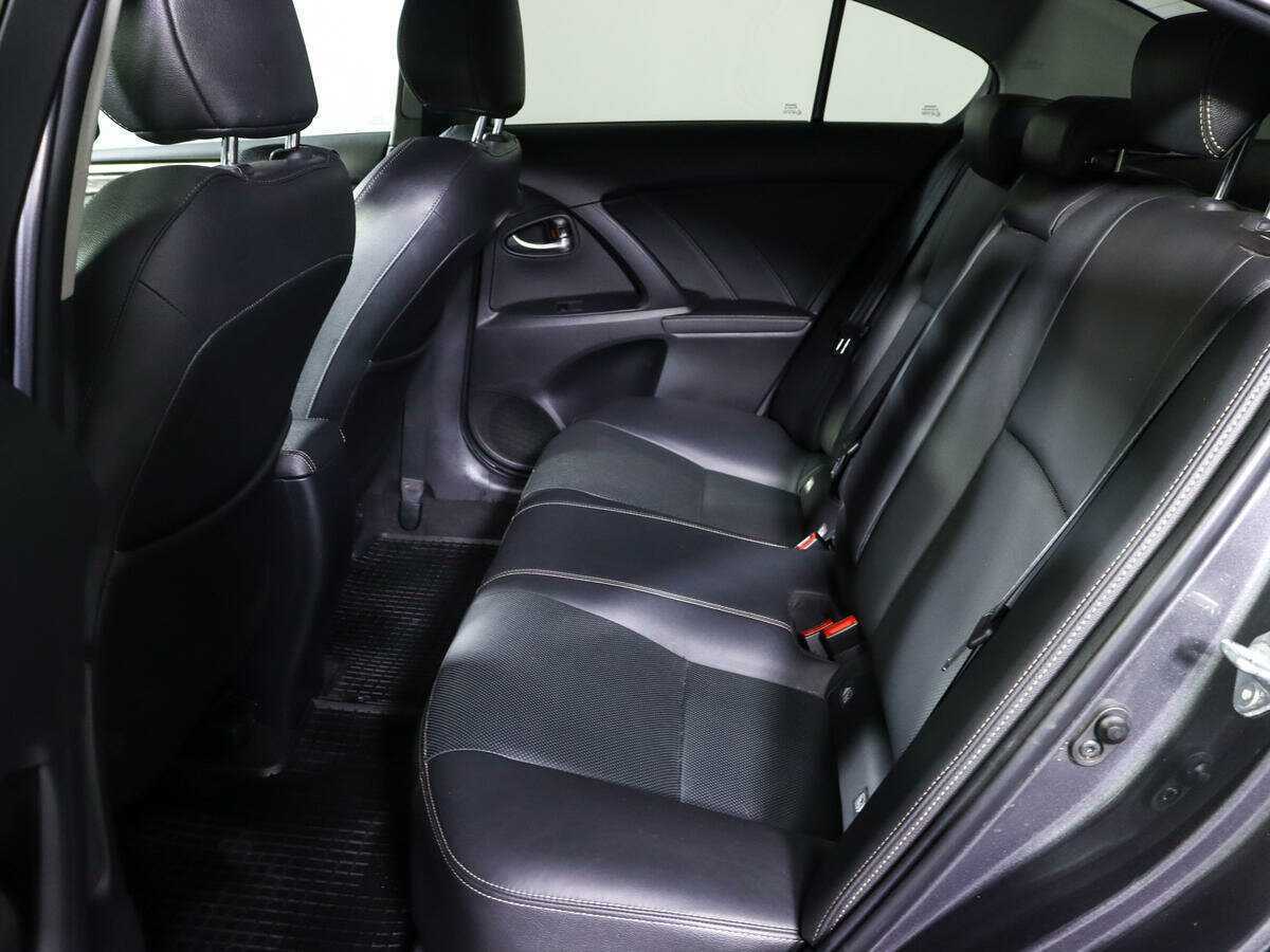 Toyota Avensis б/у, 2018, Механическая. Фото: #6