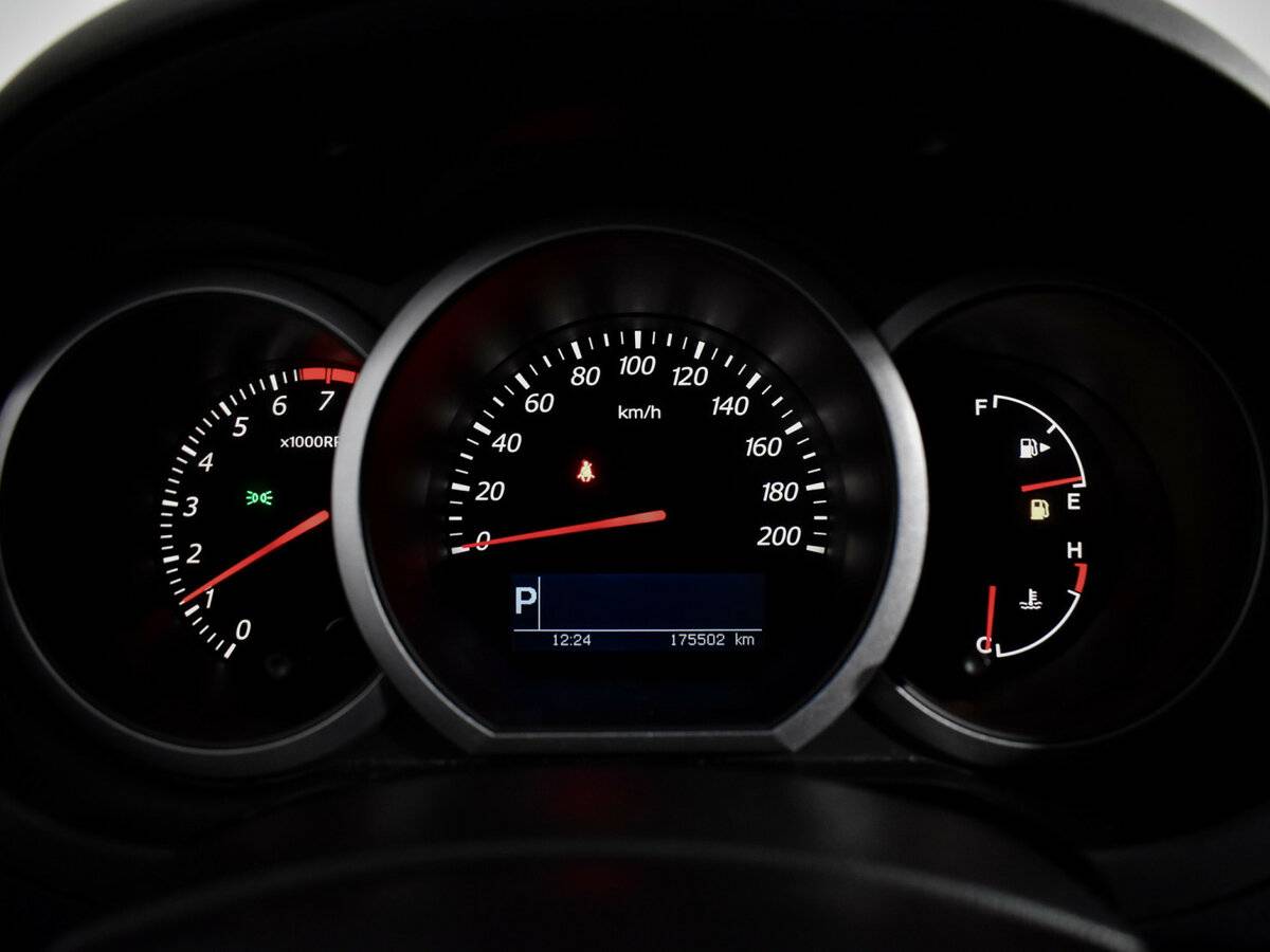 Suzuki Grand Vitara б/у, 2014, Автоматическая. Фото: #17