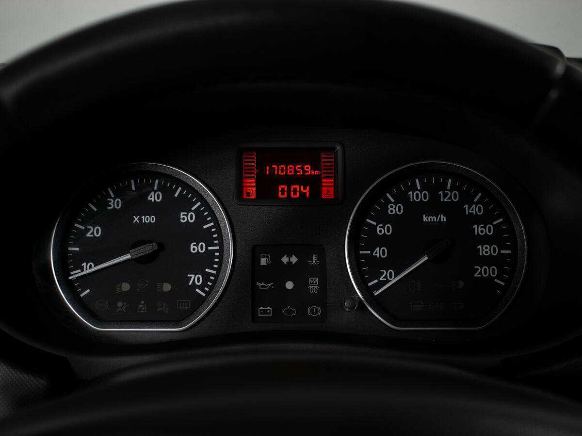 Renault Sandero б/у, 2012, Механическая. Фото: #11