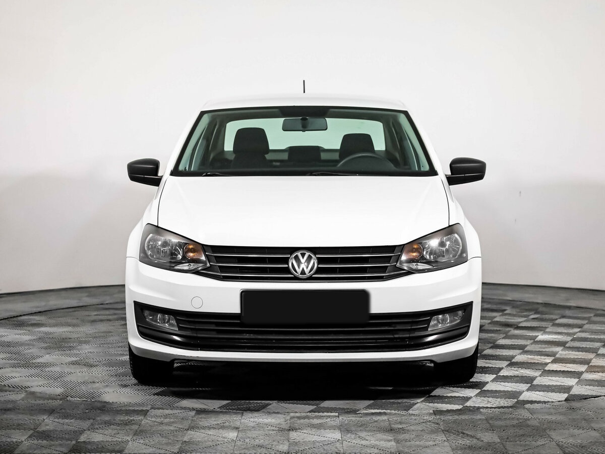 Volkswagen Polo б/у, 2018, Механическая. Фото: #1
