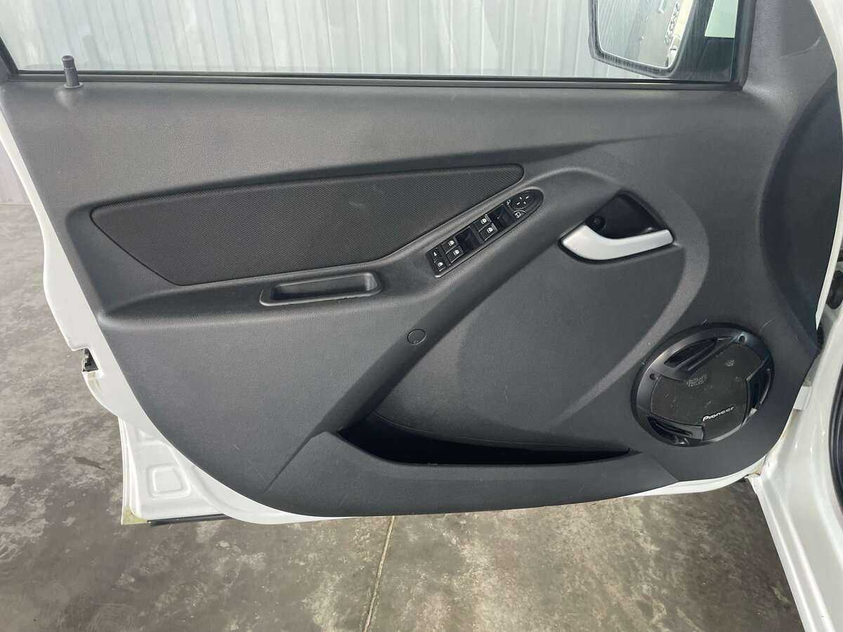 Lada (ВАЗ) Granta б/у, 2016, Механическая. Фото: #16