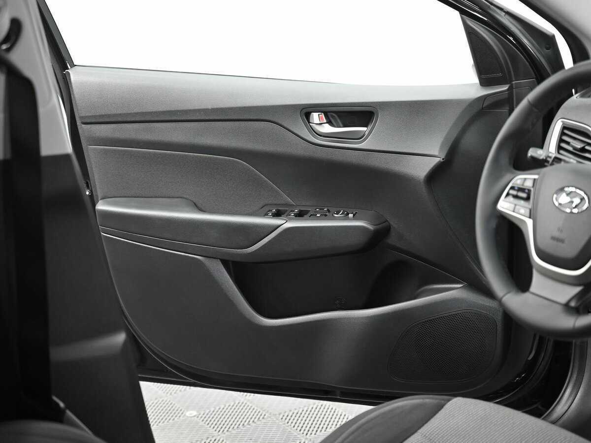 Hyundai Solaris б/у, 2018, Автоматическая. Фото: #5