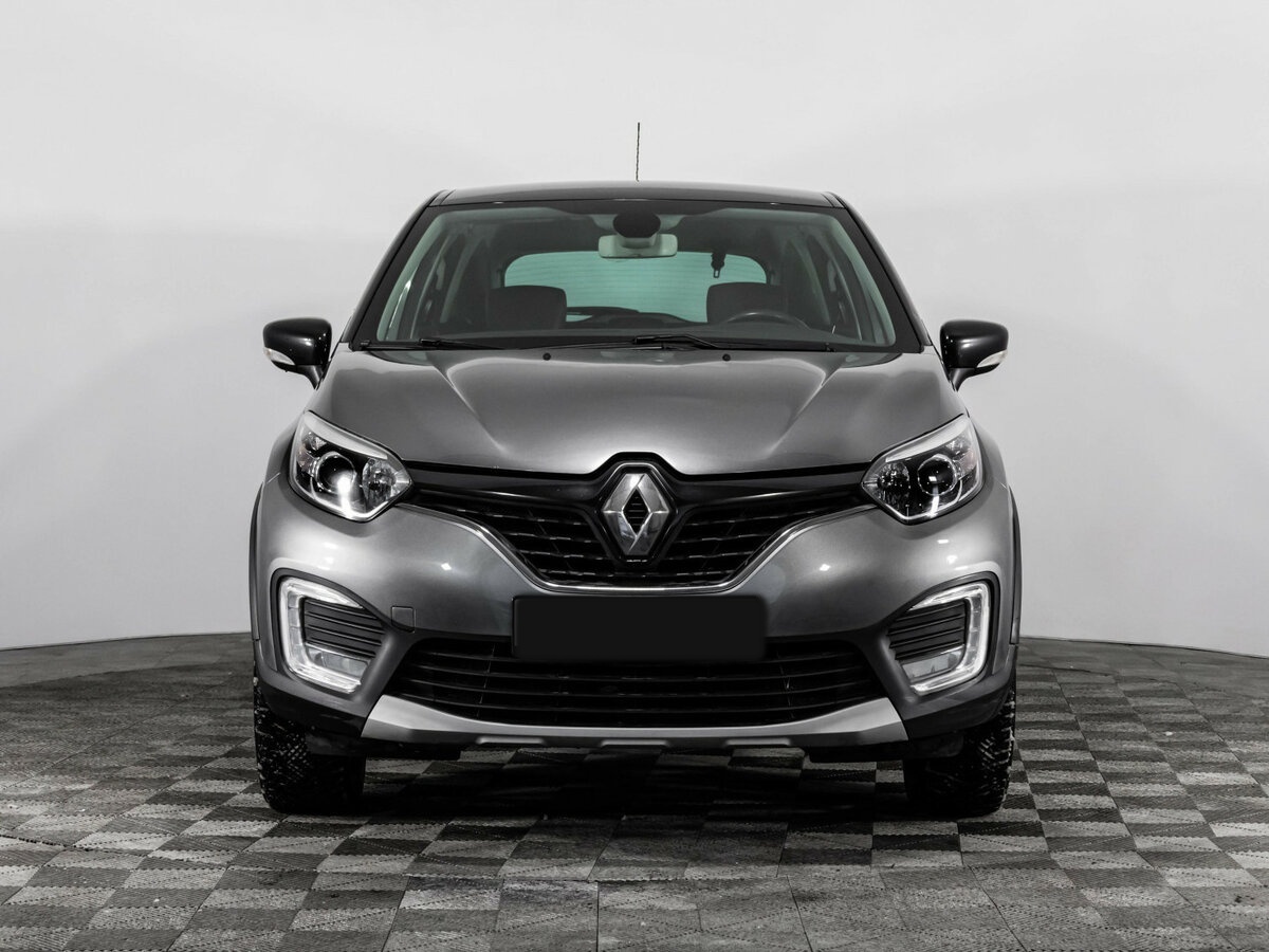 Renault Kaptur б/у, 2017, Автоматическая. Фото: #1