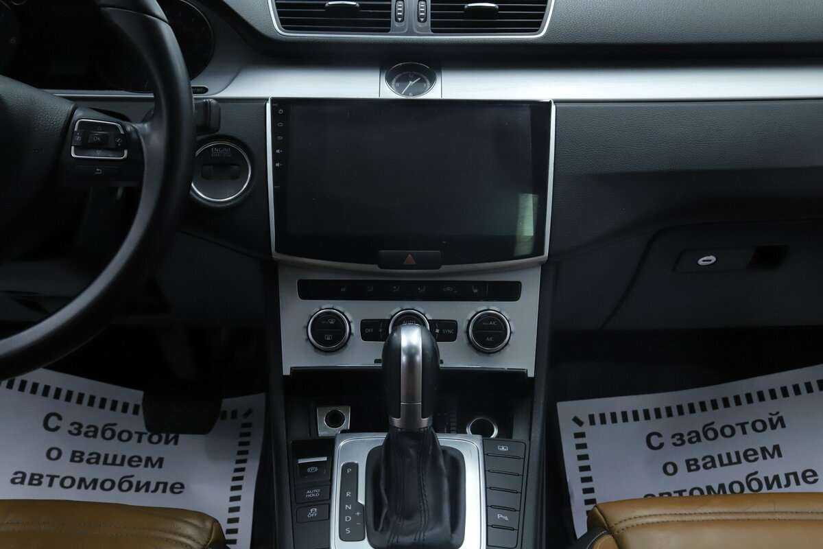 Volkswagen Passat CC б/у, 2013, Роботизированная. Фото: #11