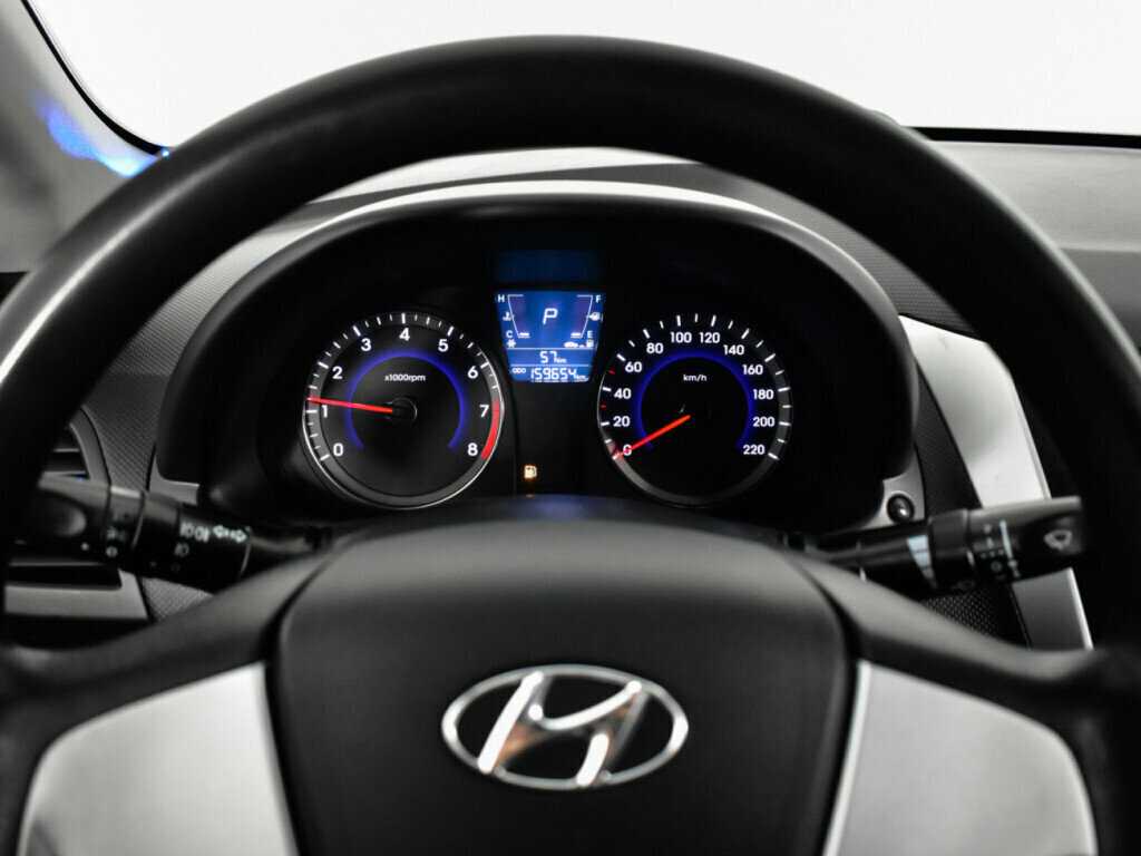 Hyundai Solaris б/у, 2012, Автоматическая. Фото: #10