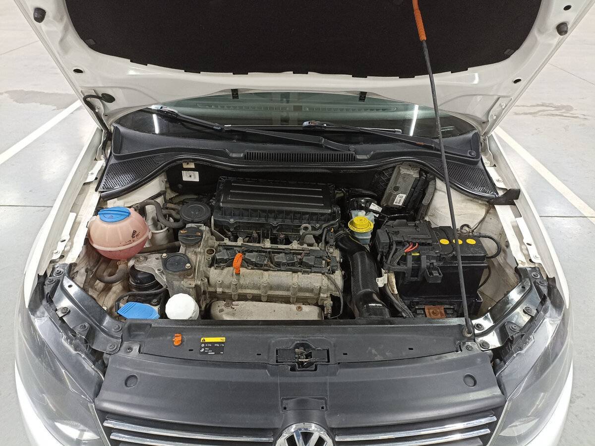 Volkswagen Polo б/у, 2013, Механическая. Фото: #8