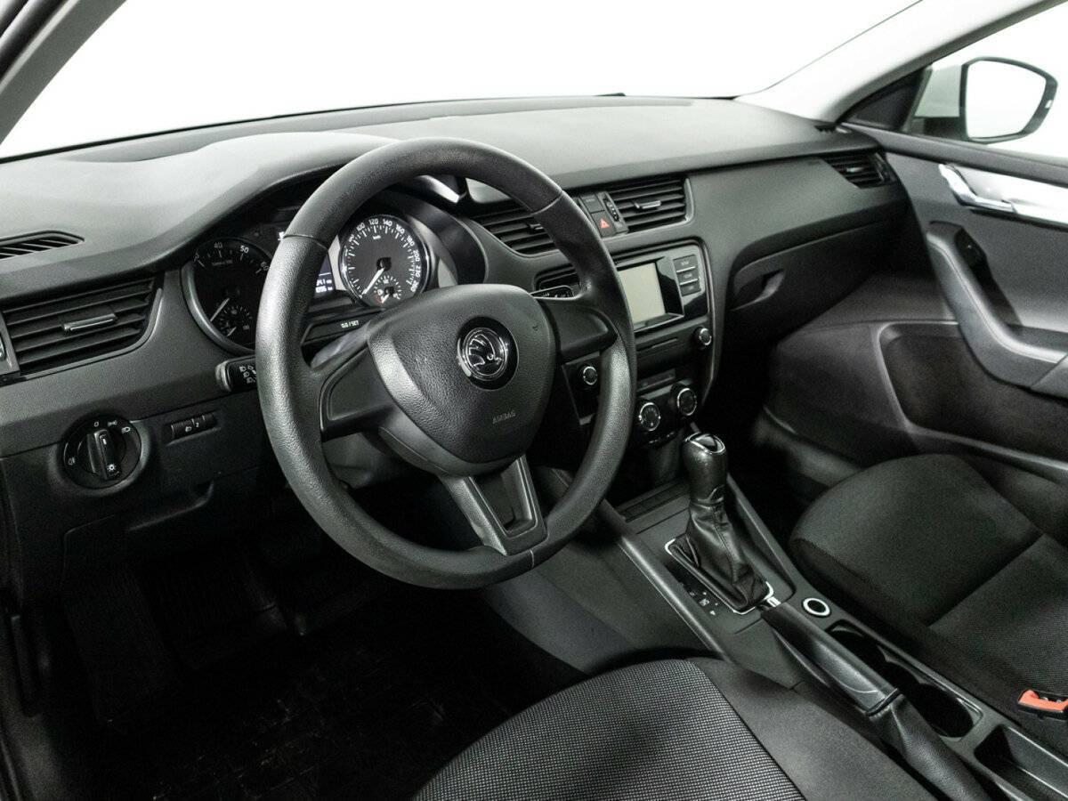 Skoda Octavia б/у, 2016, Автоматическая. Фото: #10